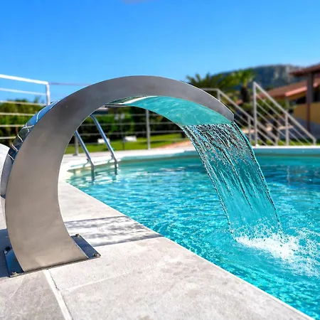 Giudice Luxury With Private Pool Couette-café