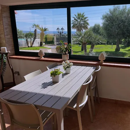 Giudice Luxury With Private Pool Couette-café Priolo Gargallo