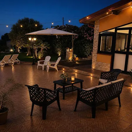 Giudice Luxury With Private Pool Couette-café